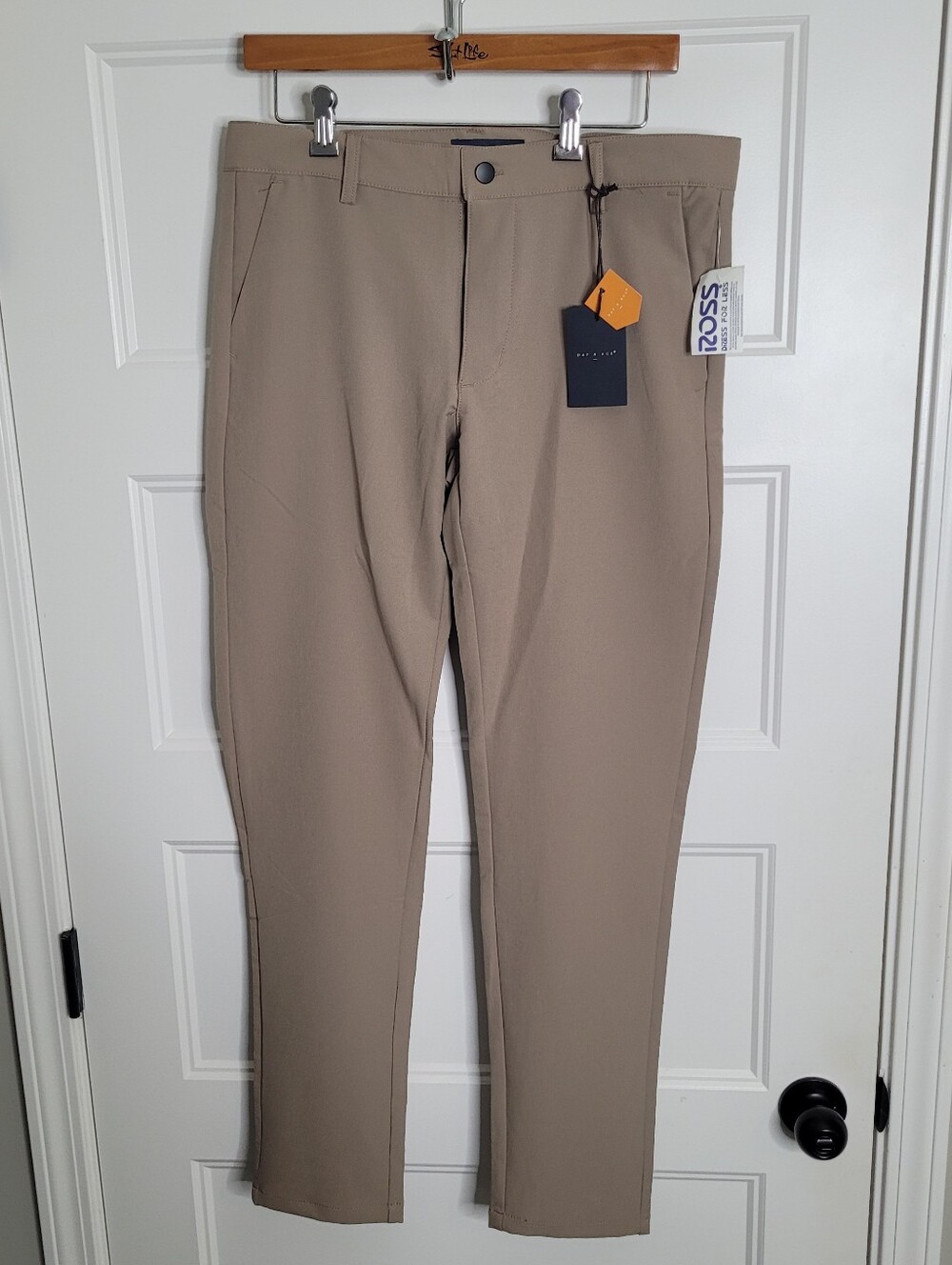 NWT Day & Age men's slim fit pants in size 32W x 32L
